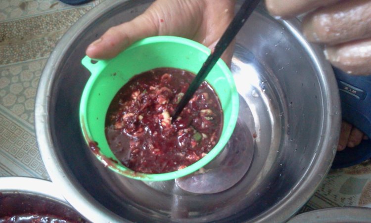 蒸糯米花生肉血肠步骤13