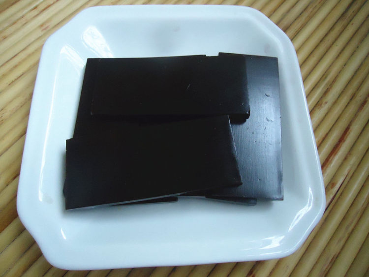 自制阿胶固元膏步骤1
