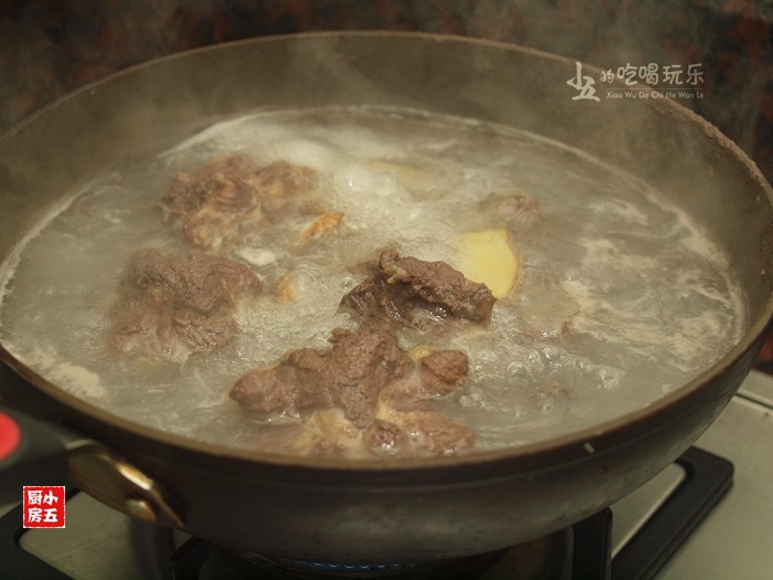 牛尾玉米煲步骤3