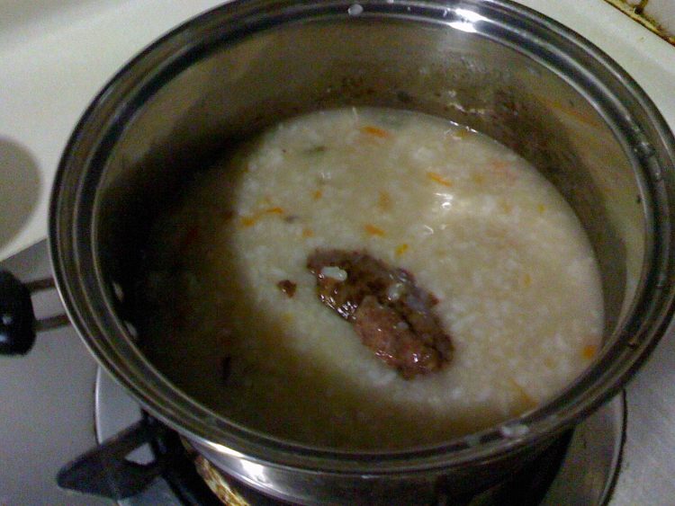 骨头鸡肝粥步骤5