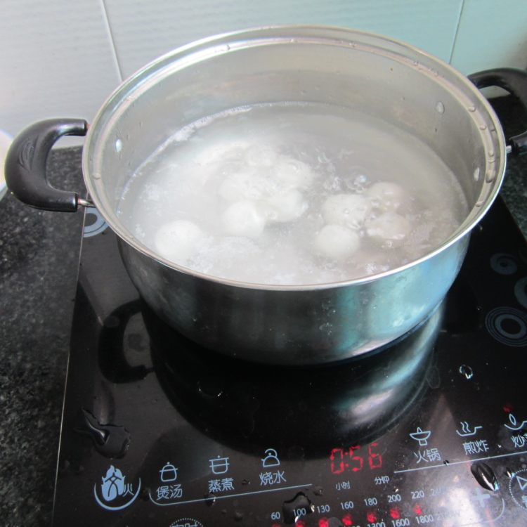 红枣荔枝煮汤圆步骤10