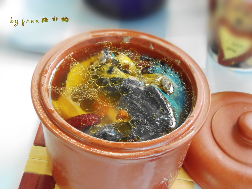 黄芪当归炖乌鸡步骤5