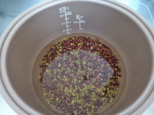 双豆红枣粥步骤3