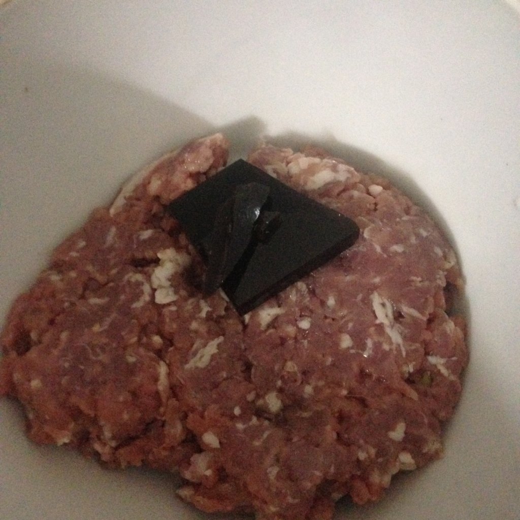 瘦肉炖阿胶汤步骤3