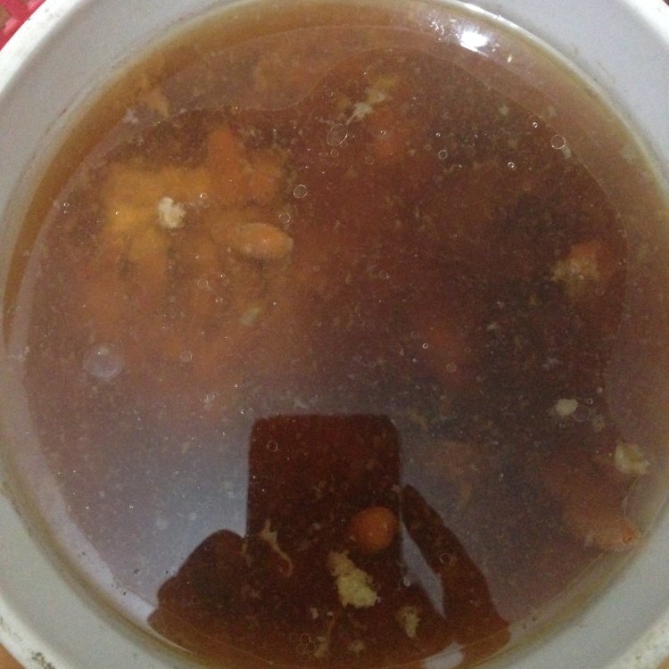 瘦肉炖阿胶汤步骤5