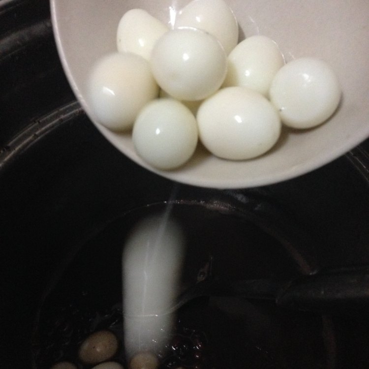 当归红豆鹌鹑蛋糖水步骤6