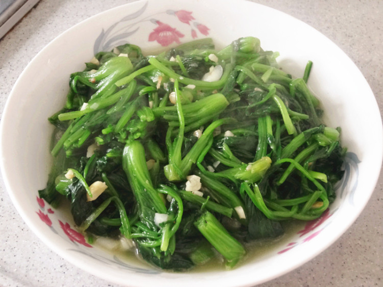 蒜泥菠菜步骤10