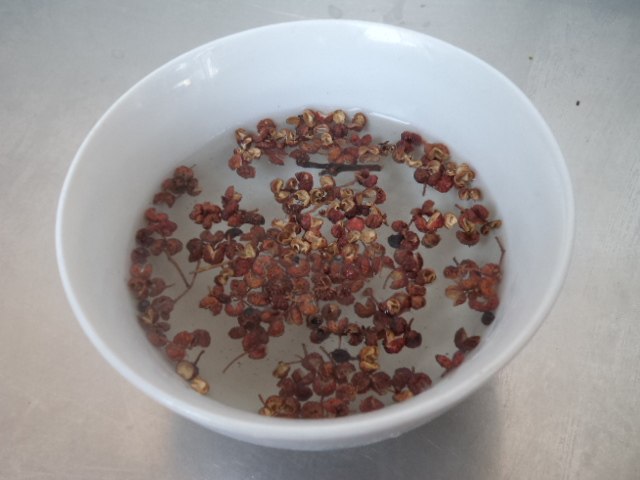 麻辣红薯粉步骤1