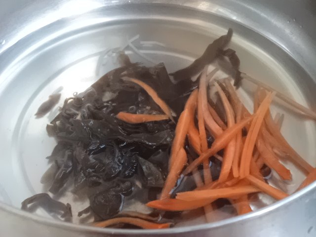 麻辣红薯粉步骤6