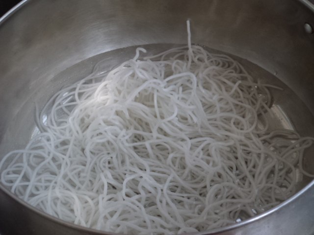 麻辣红薯粉步骤5