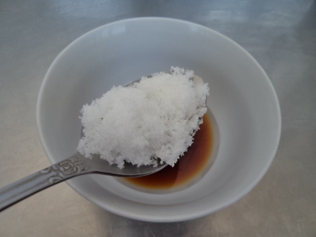 菠菜拌黑木耳步骤9