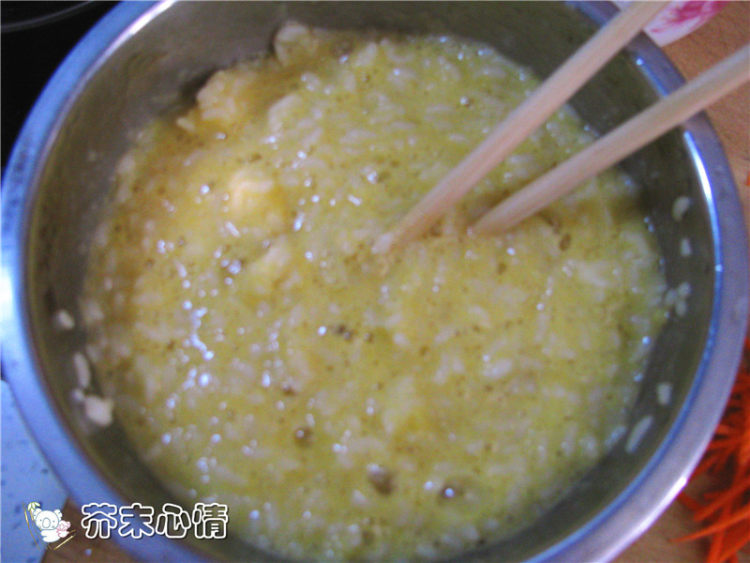 菠菜蛋炒饭步骤3