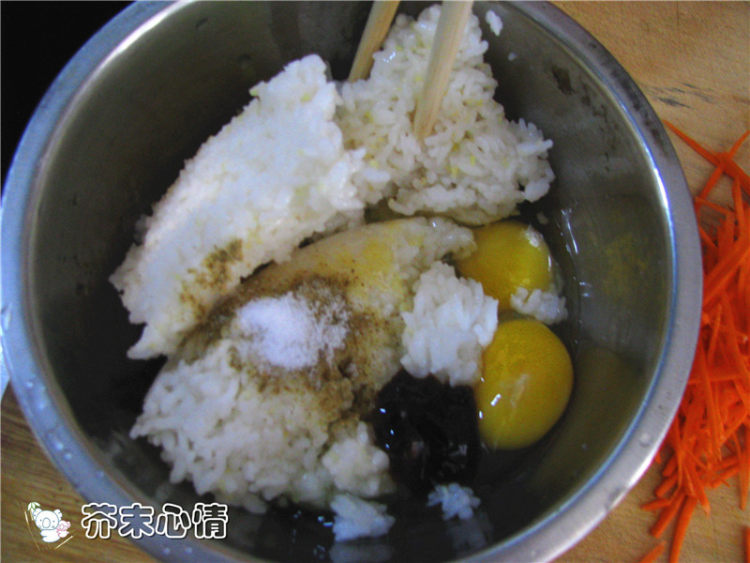 菠菜蛋炒饭步骤2
