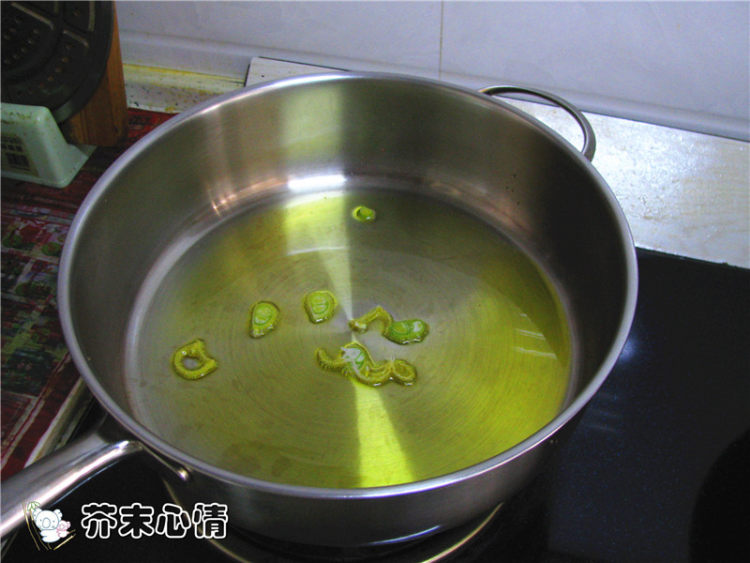 菠菜蛋炒饭步骤5