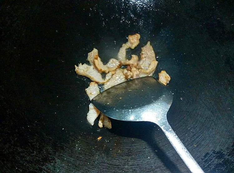 里脊肉炒杏鲍菇步骤4