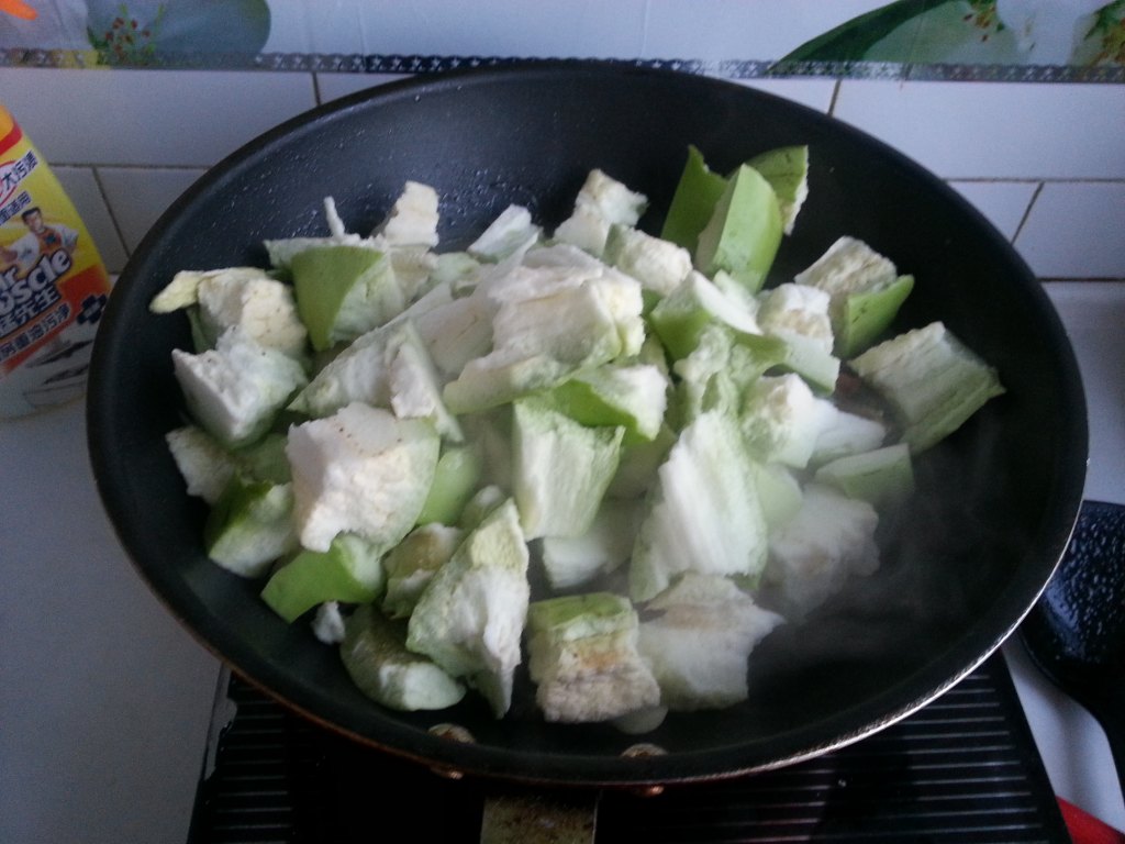 腊鱼烧茄子步骤8