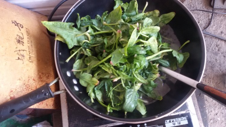 肉末菠菜步骤2