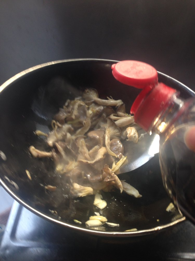 双菇炒青菜步骤9