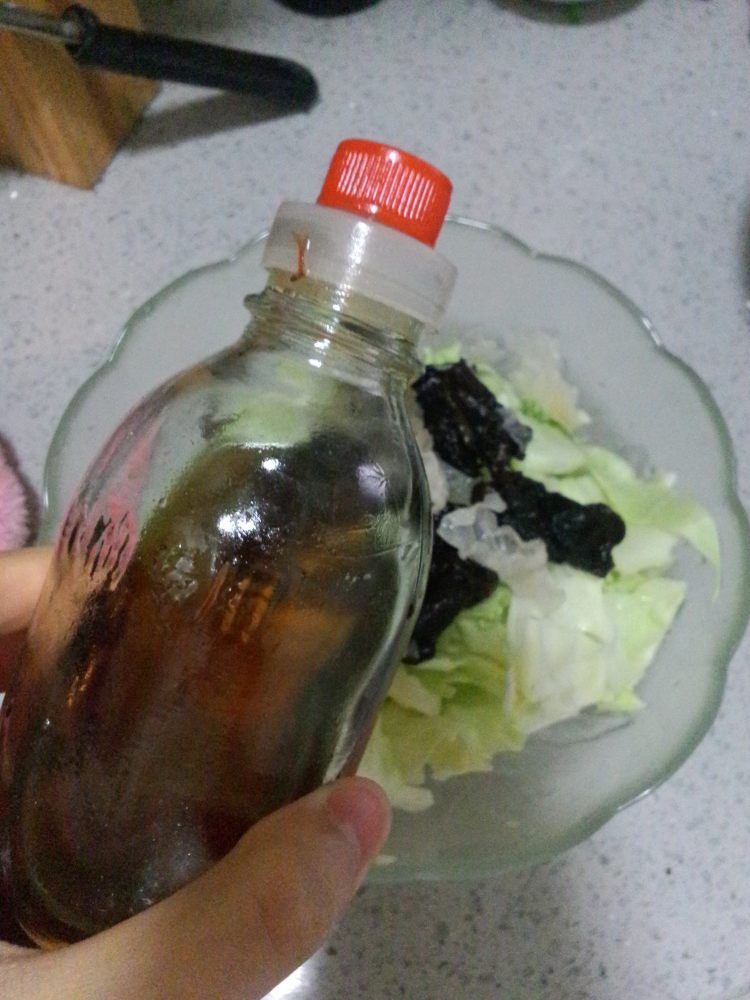 圆白菜拌双耳步骤15