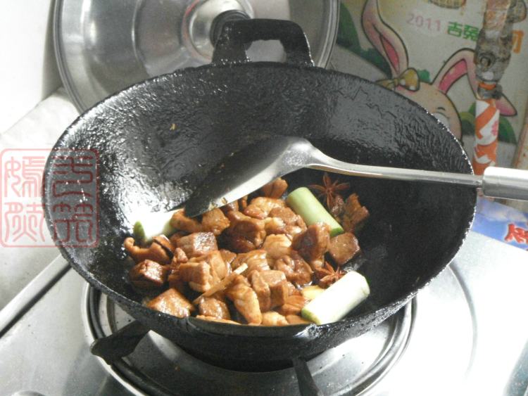 红酒牛肉炖土豆步骤10