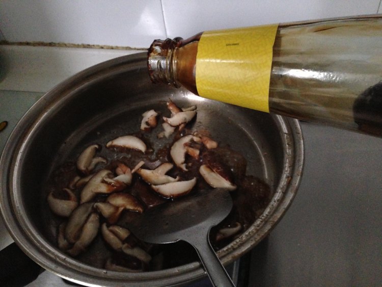 蚝油香菇青菜步骤7