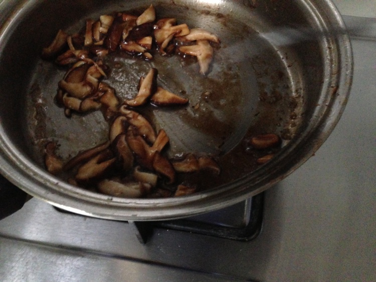 蚝油香菇青菜步骤8