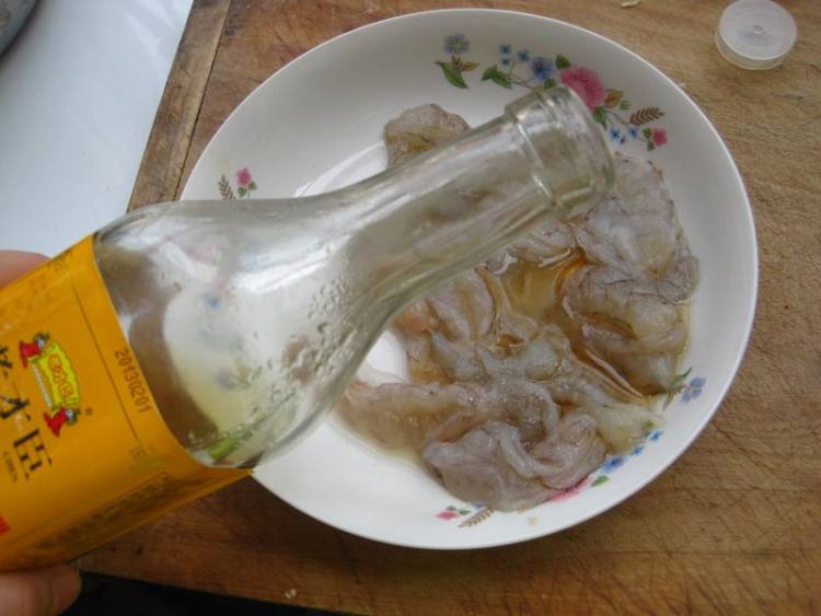番茄炒虾仁步骤3