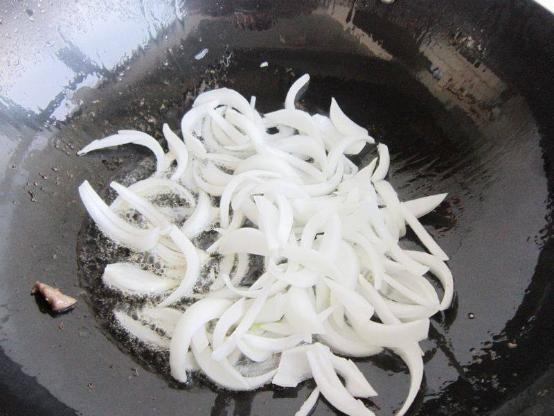 孜然洋葱肉丝步骤7