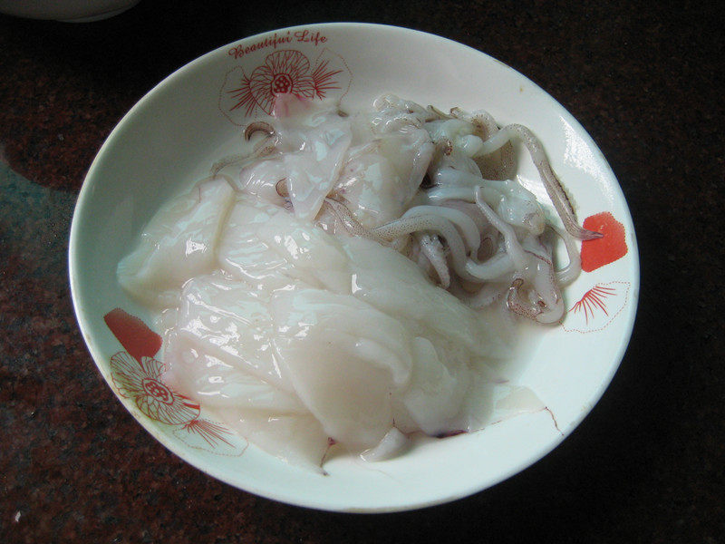 鱿鱼炒西兰花步骤3
