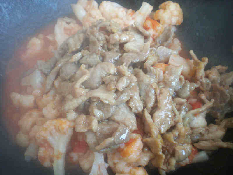 番茄菜花炒肉片步骤16
