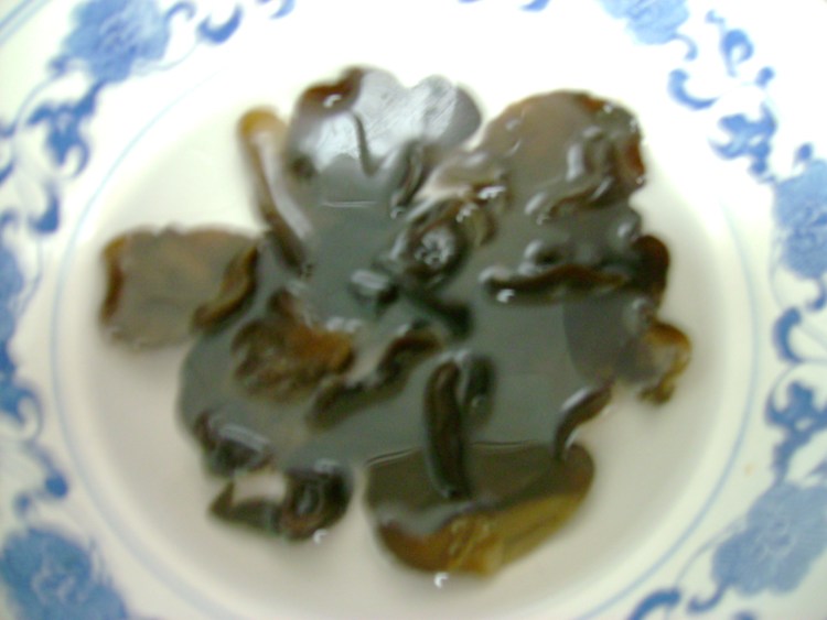 鲜藕什锦蛋汤步骤2