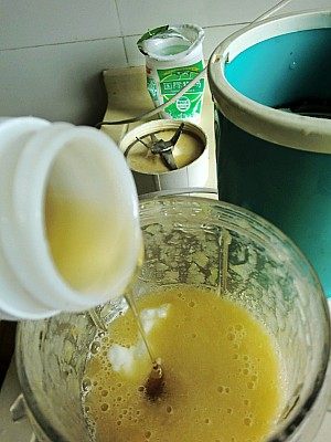 哈密瓜葡萄酸奶步骤7