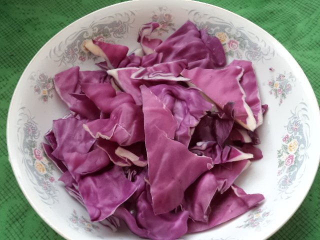 双色圆白菜步骤2