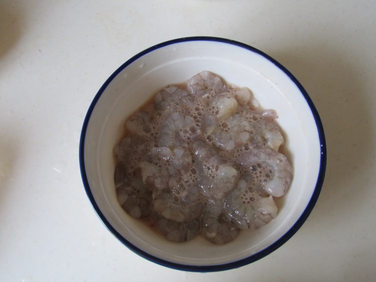荔枝虾仁步骤4