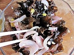 山椒洋葱拌木耳步骤9