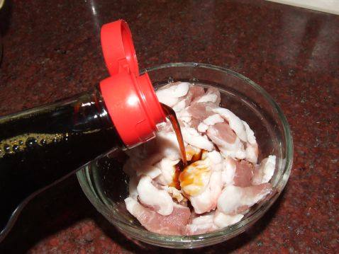 杂蔬肉片步骤2