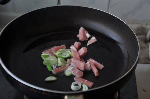 猪肉西兰花步骤2