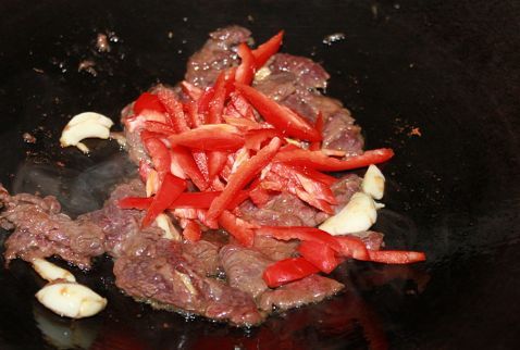 牛肉炒西兰花步骤4