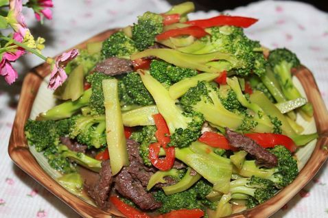 牛肉炒西兰花步骤7