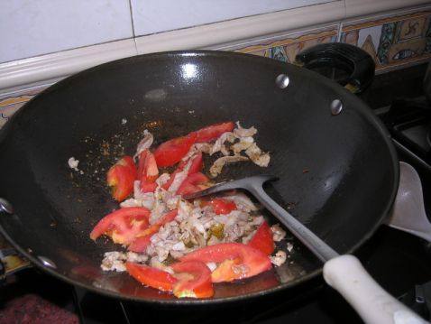 香菇炒西兰花步骤4
