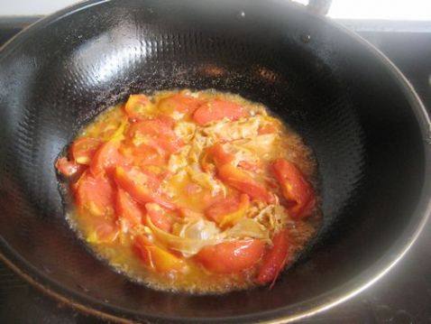 番茄豆腐皮炒鸡蛋步骤5