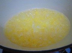 鲜果雪耳步骤2