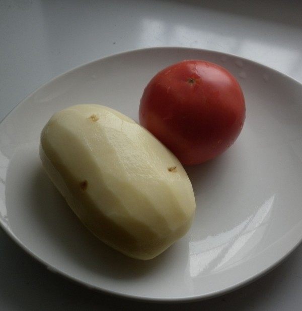 【首发】茄汁土豆丝步骤1