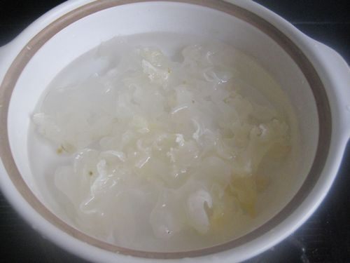 樱桃银耳羹-首发步骤2