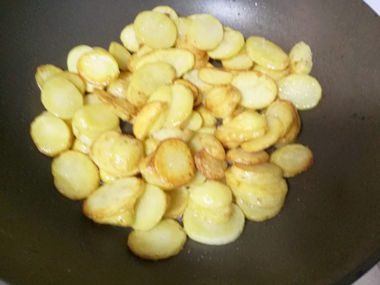 #盛夏餐桌#椒麻土豆片步骤7