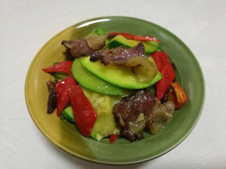 嫩南瓜炒腊肉步骤13
