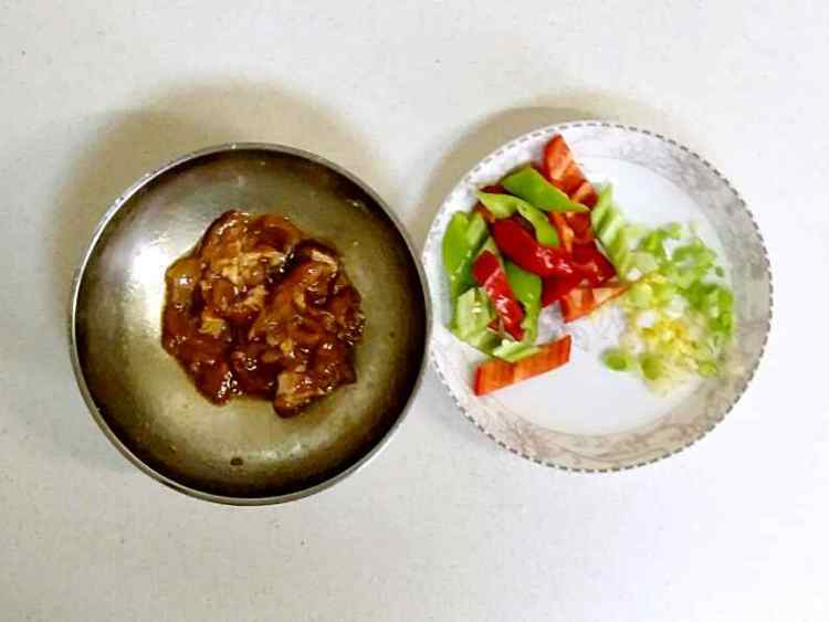 竹笋炒肉步骤4