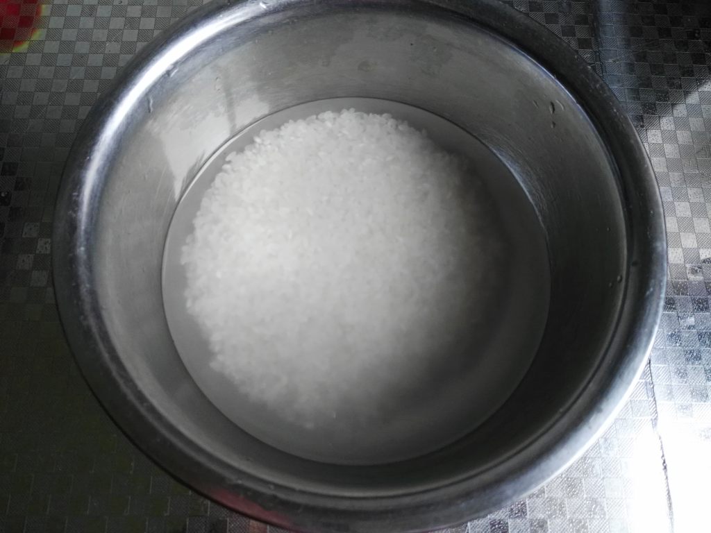 荠菜粥步骤2