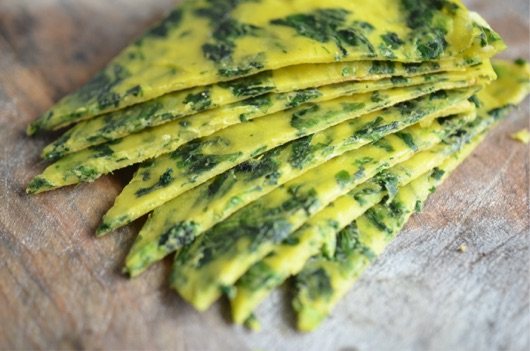 芹菜叶蛋饼步骤8