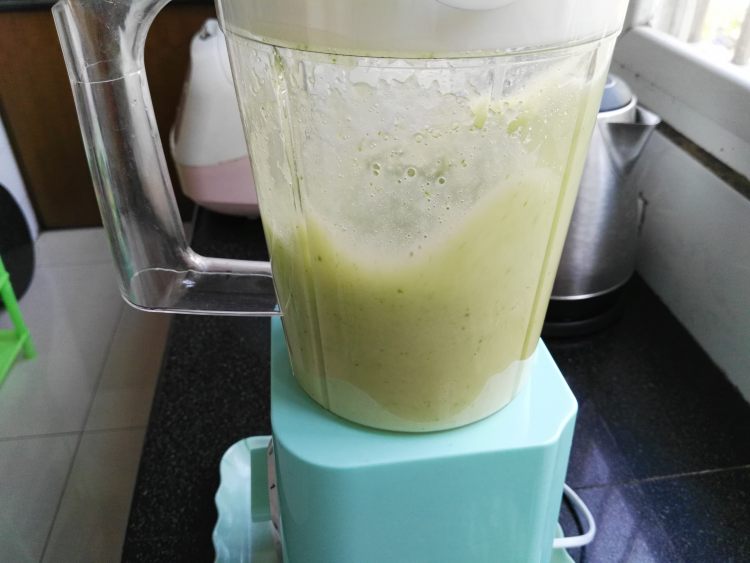 益生菌黄瓜苹果汁步骤7